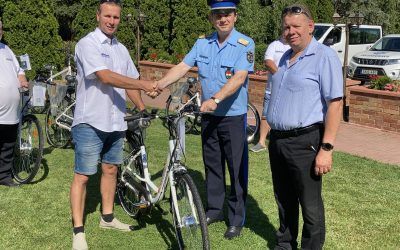 Ünnepélyes kerékpár átadás Komárom-Esztergom Megyei polgárőr egyesületek részére.